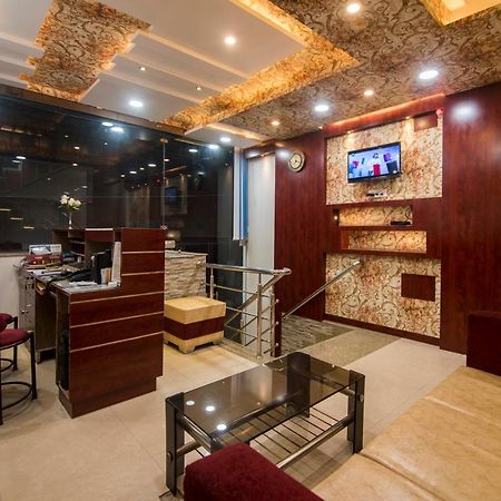 Hotel Bleue Mont Varanasi Luaran gambar