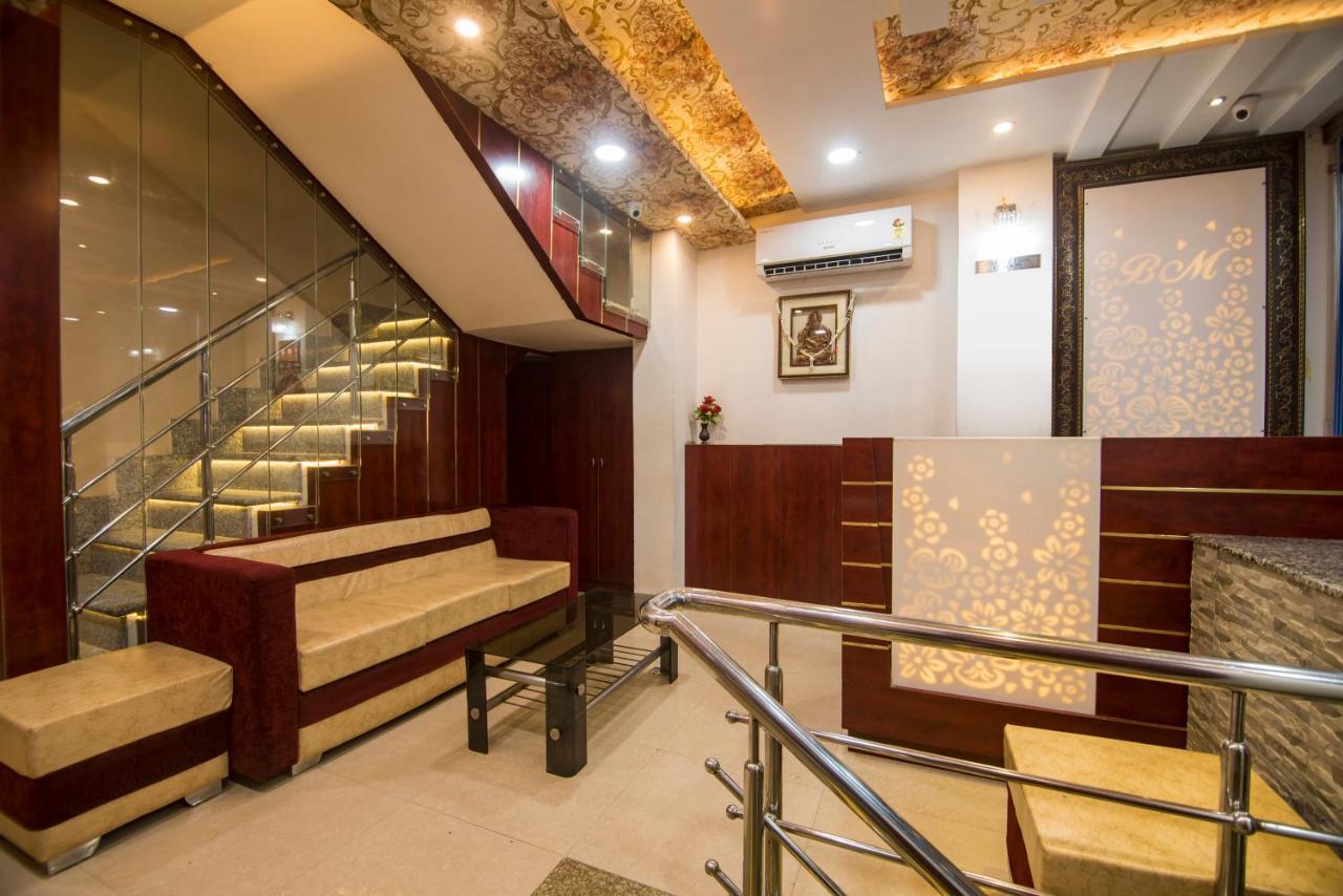 Hotel Bleue Mont Varanasi Luaran gambar