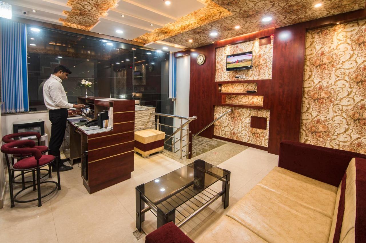 Hotel Bleue Mont Varanasi Luaran gambar
