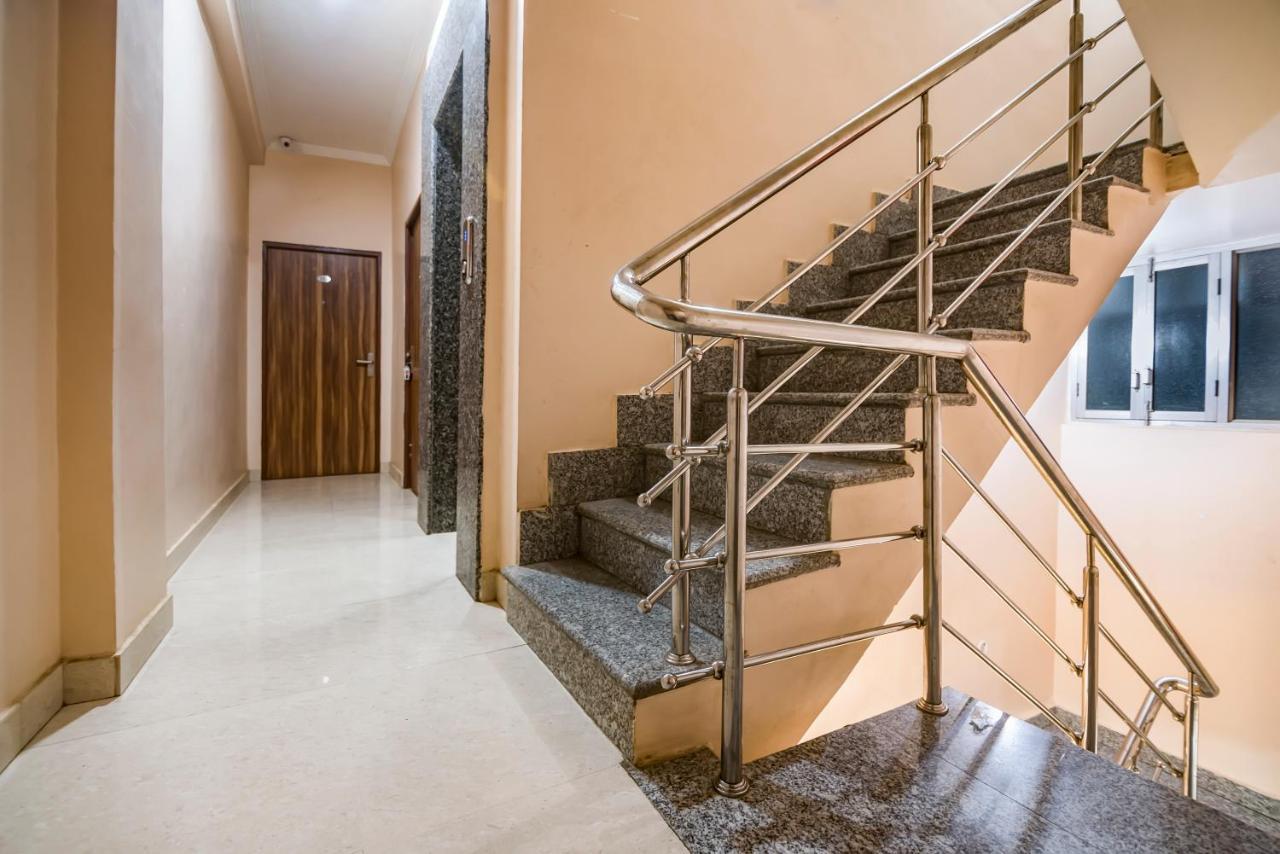 Hotel Bleue Mont Varanasi Luaran gambar